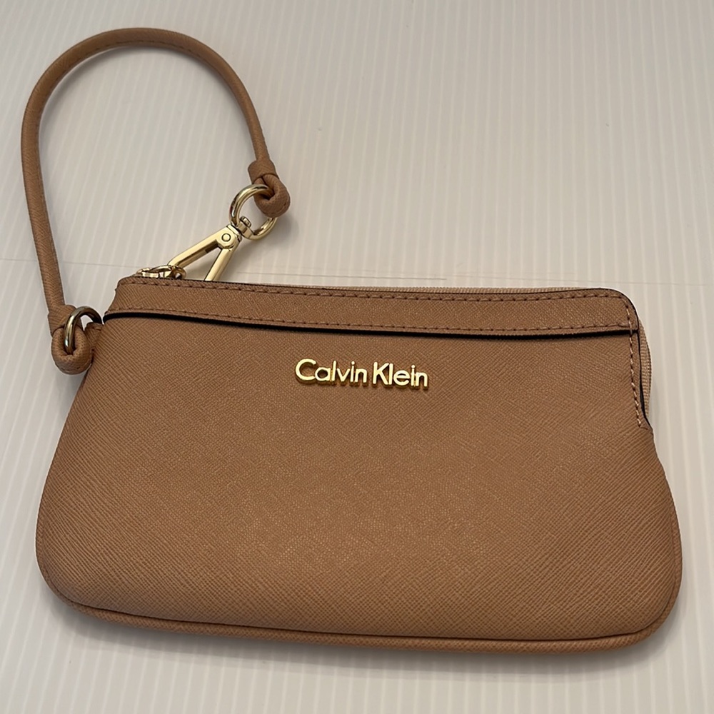 Calvin Klein  Saffiano Leather Wristlet